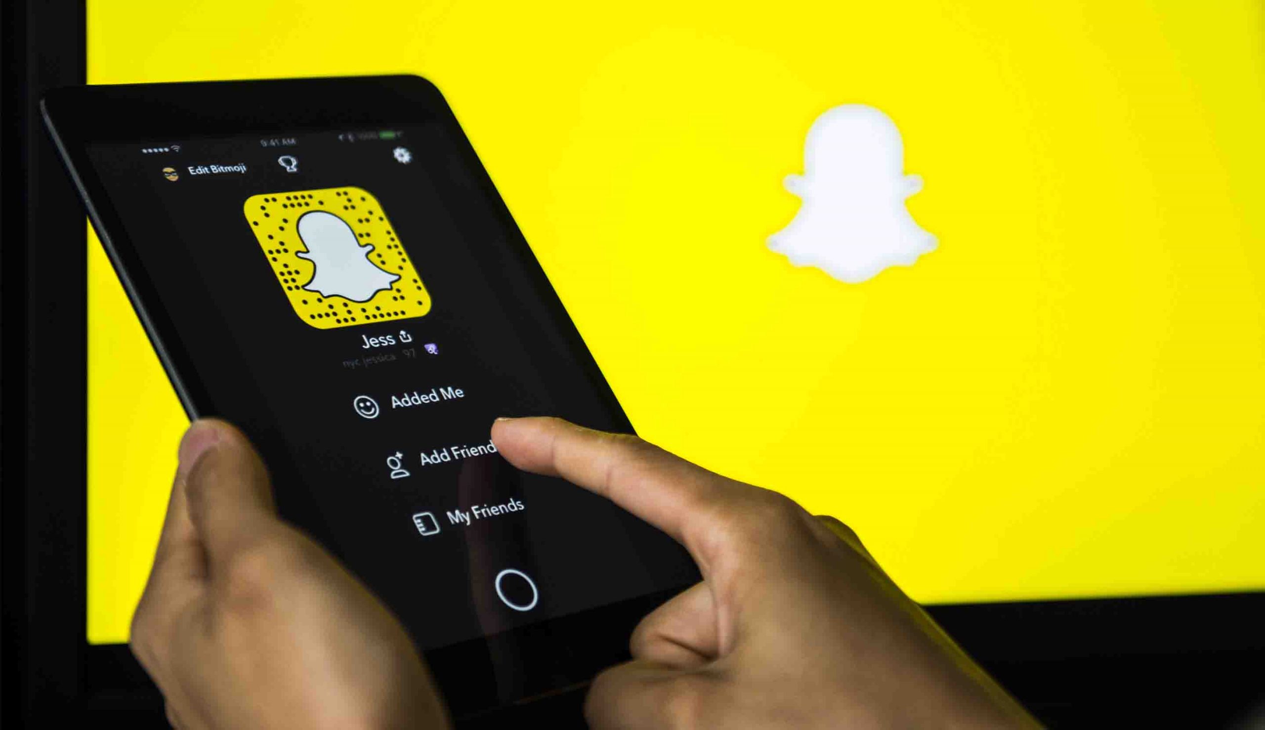 4 Methods For Taking A Screenshot On Snapchat Without Knowing Howto