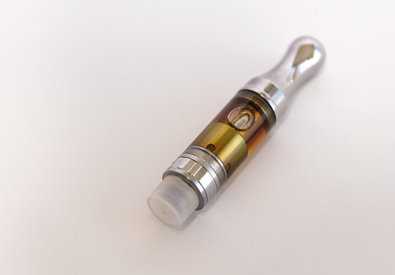 Картридж для вейпа. THC Oil Vape. THC Cartridge. Картридж vladdinx Cartridge вейп. Картридж для вейпа 510.